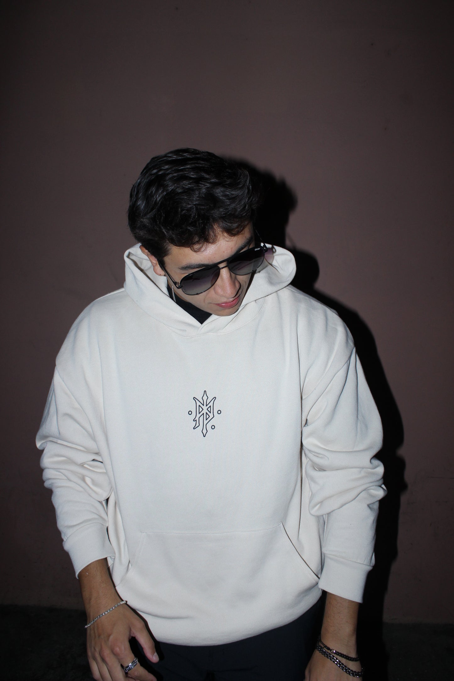 IRON HALO HOODIE