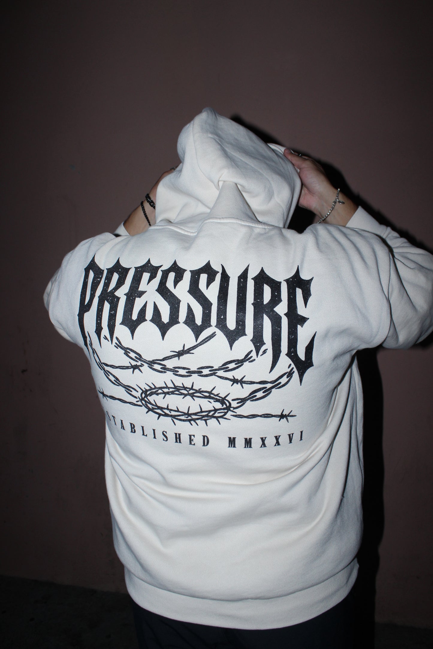 IRON HALO HOODIE